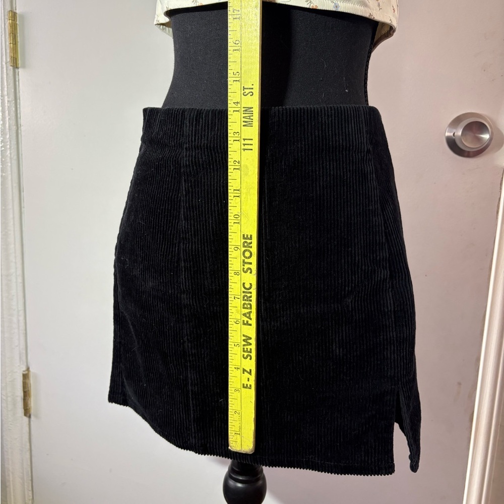 Forever 21 Black Mini Skirt